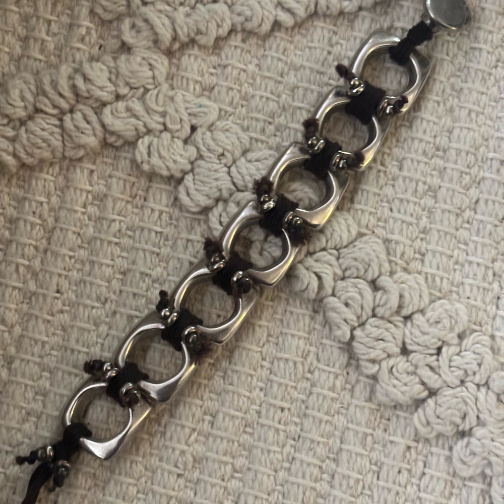 UNO de 50 Silver and Black Link Bracelet